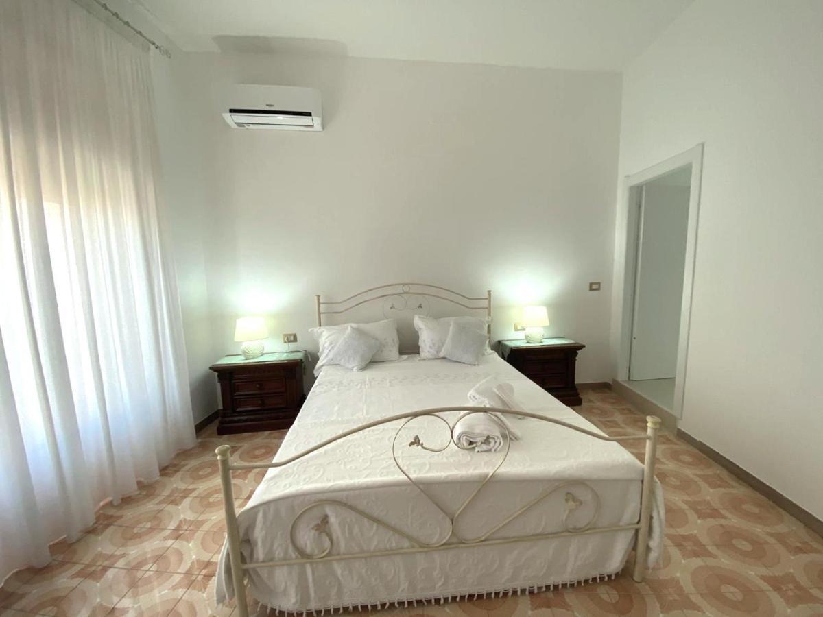 Le Fresie B&B SantʼAntìoco Extérieur photo