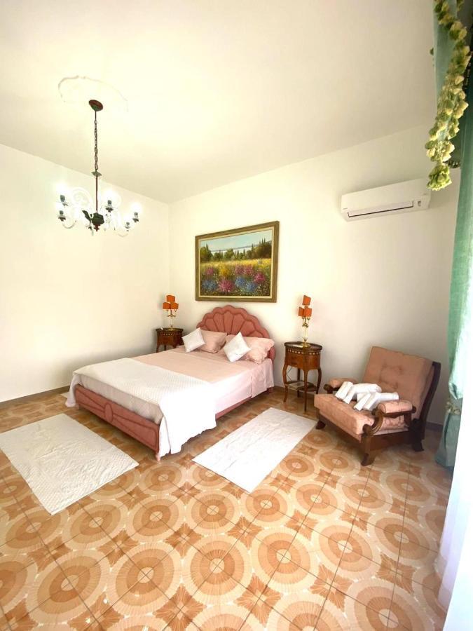 Le Fresie B&B SantʼAntìoco Extérieur photo